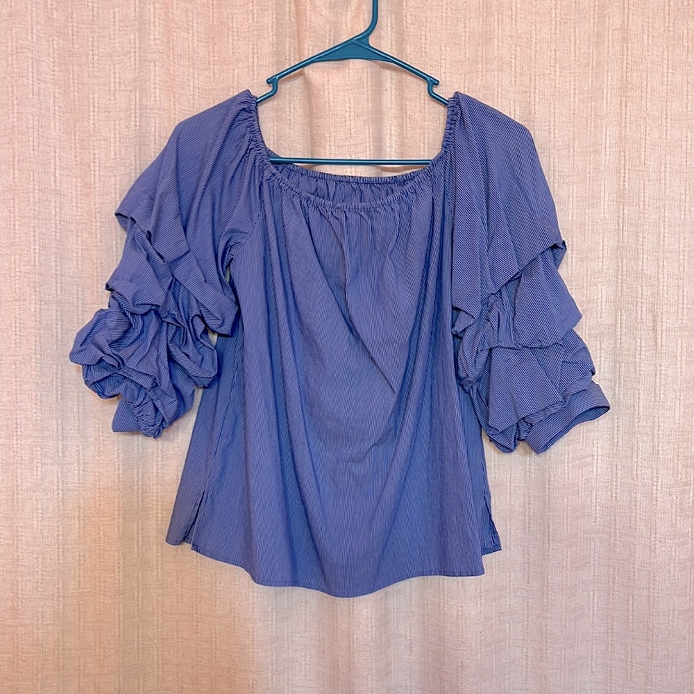 Zara woman puffed sleeve blue white striped top